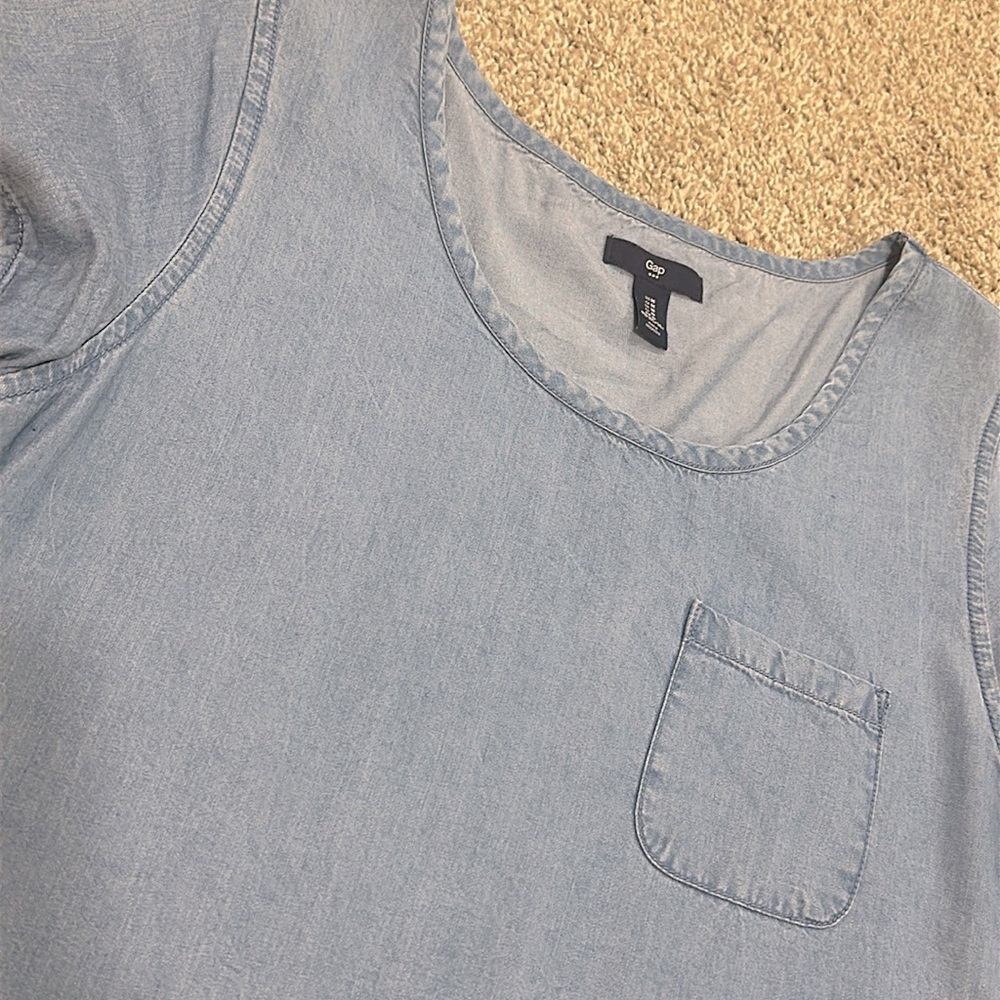 Women's Gap Denim Blue T-Shirt - Picture 2 of 3